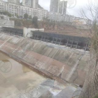 rubber dam